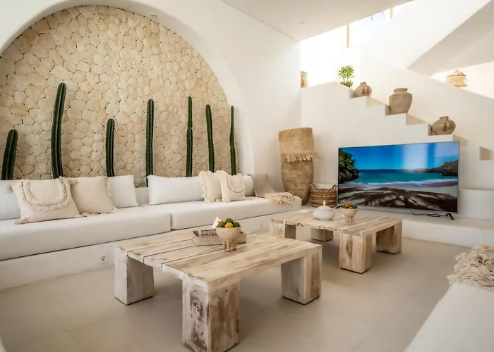 Maria Maria Villa *